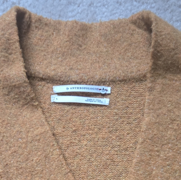 Anthropologie Mustard Oversized Long Sleeve V-Neck Sweater Size Large - Picture 2 of 11